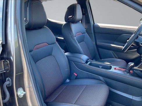 New 2026 Nissan Kicks SR FWD image 9
