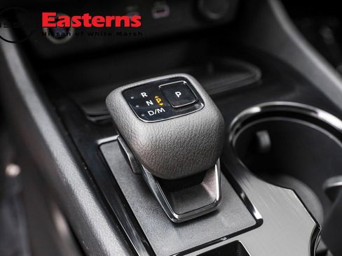 Used 2022 Nissan Rogue SV image 22