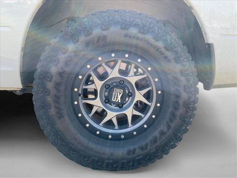 Used 2017 RAM 1500 Big Horn RWD image 15