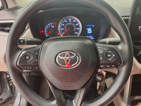 Used 2022 Toyota Corolla Cross L FWD image 20