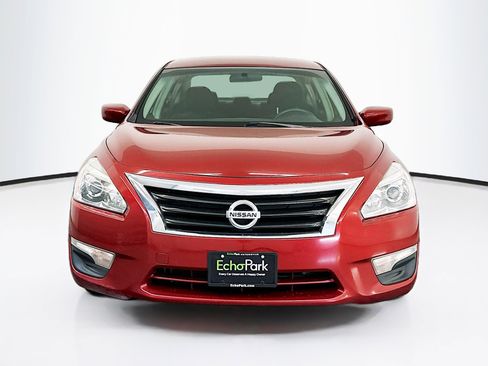 Used 2013 Nissan Altima 2.5 S image 2