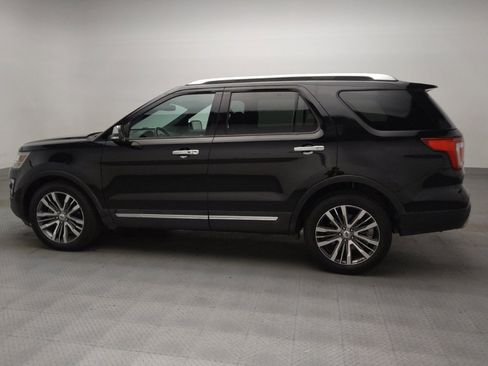Used 2017 Ford Explorer Platinum AWD/4WD image 3