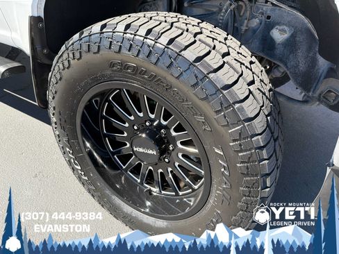 Used 2024 Ford F250 XLT w/ FX4 Off-Road Package AWD/4WD image 9