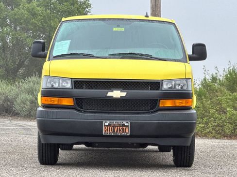 Certified 2023 Chevrolet Express 3500 Extended w/ Driver Convenience Package image 9