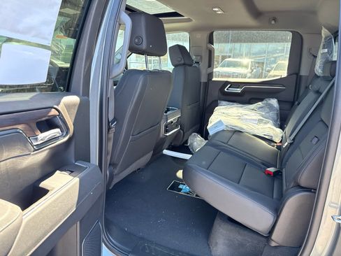 New 2026 GMC Sierra 1500 SLT AWD/4WD image 24