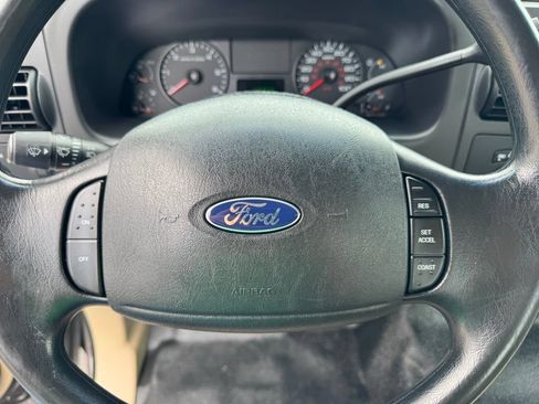 Used 2006 Ford F250 XL AWD/4WD image 16