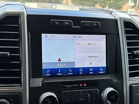 Used 2018 Ford F150 Lariat w/ Equipment Group 502A Luxury AWD/4WD image 11