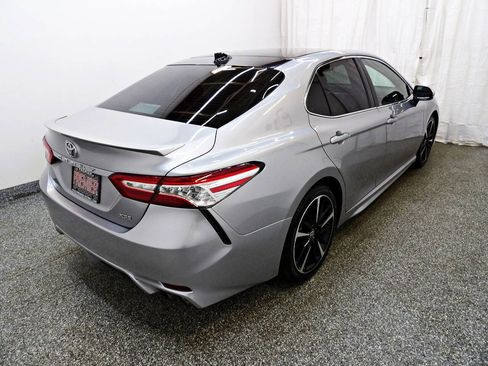 Used 2020 Toyota Camry XSE FWD image 6