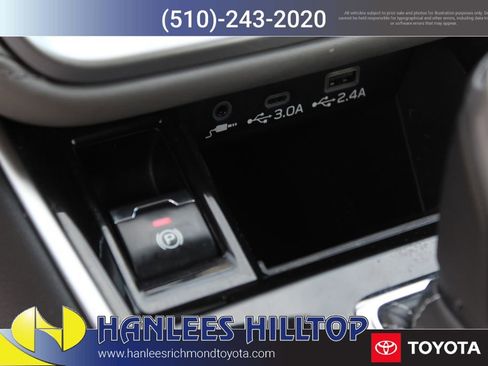 Used 2023 Subaru Legacy Premium AWD/4WD image 20