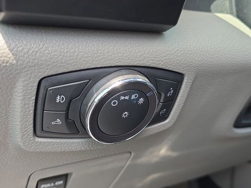Used 2018 Ford F150 XL w/ Equipment Group 101A Mid AWD/4WD image 10