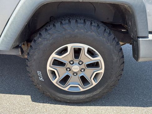Used 2017 Jeep Wrangler Sport AWD/4WD image 15