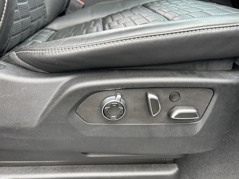 Used 2023 Cadillac Escalade ESV Sport Platinum w/ LPO, ONYX Package image 40