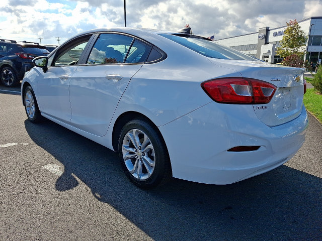 Used 2019 Chevrolet Cruze LS w/ LS Convenience Package FWD image 5