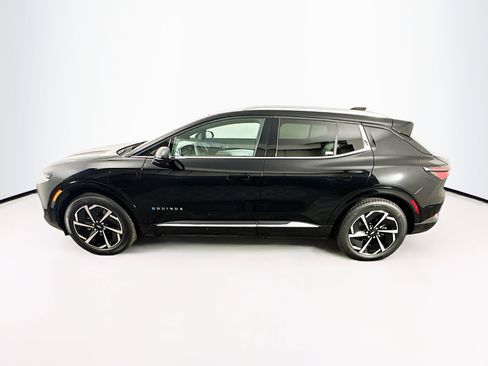 Used 2025 Chevrolet Equinox EV LT image 4