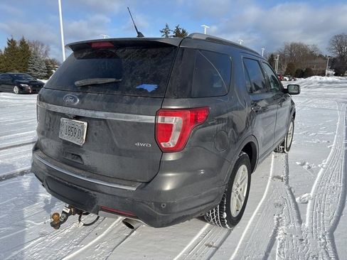 Used 2018 Ford Explorer XLT w/ Equipment Group 201A image 15