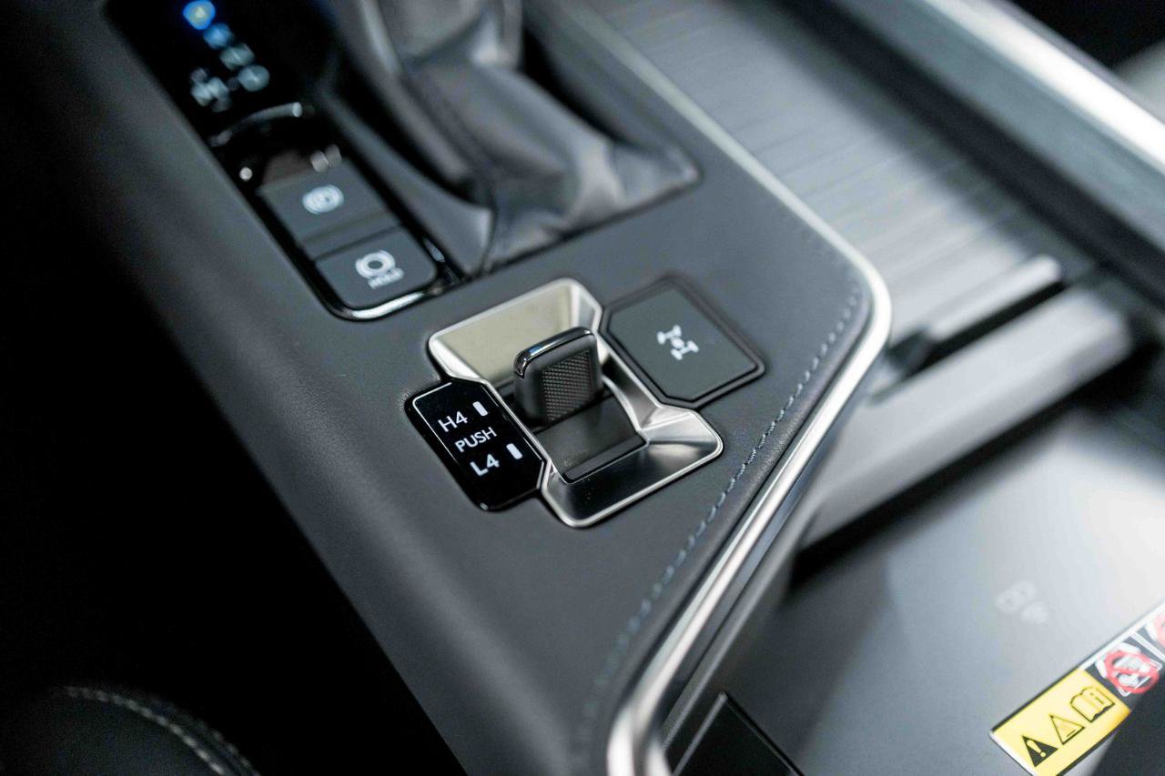 Used 2026 Lexus GX 550 w/ Accessory Package (ZB) AWD/4WD image 83