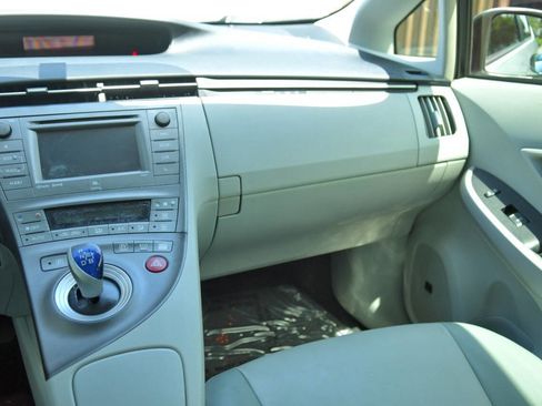 Used 2012 Toyota Prius Three image 37