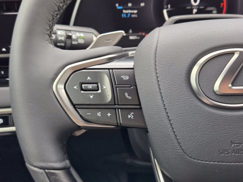 Used 2025 Lexus RX 350 Premium w/ Convenience Package FWD image 25