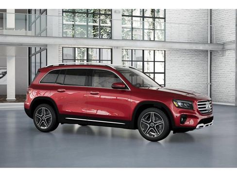 New 2026 Mercedes-Benz GLB 250 4MATIC image 13