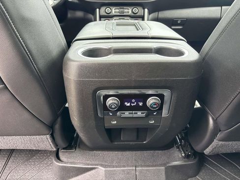 Used 2021 Chevrolet Tahoe Premier w/ Premium Package image 12