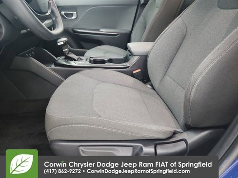 Used 2025 Kia K4 FWD image 19