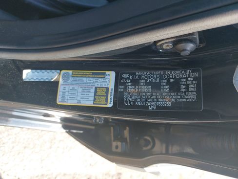 Used 2013 Kia Soul FWD image 33