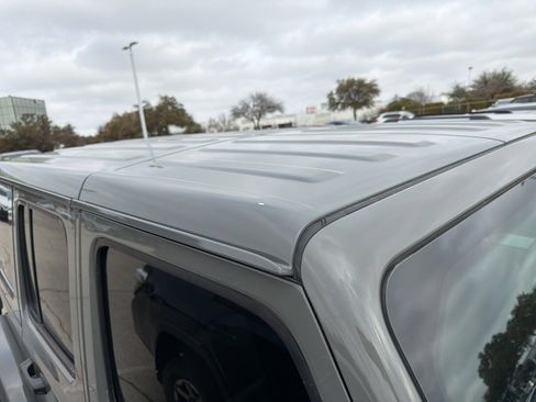 Used 2023 Jeep Wrangler Unlimited Rubicon 392 image 6