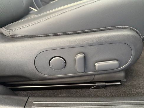 Used 2025 Hyundai Ioniq 5 SEL image 42