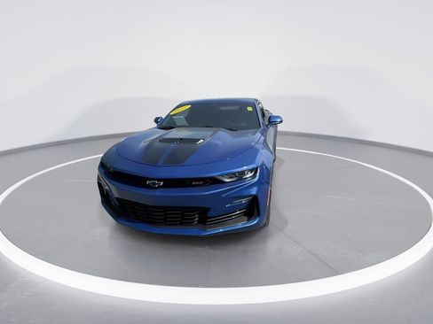Used 2022 Chevrolet Camaro SS RWD image 5