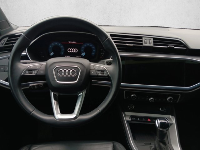 Used 2024 Audi Q3 2.0T Premium Plus w/ Premium Plus Package AWD/4WD image 18