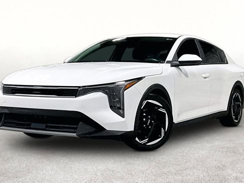 Used 2025 Kia K4 EX FWD image 14