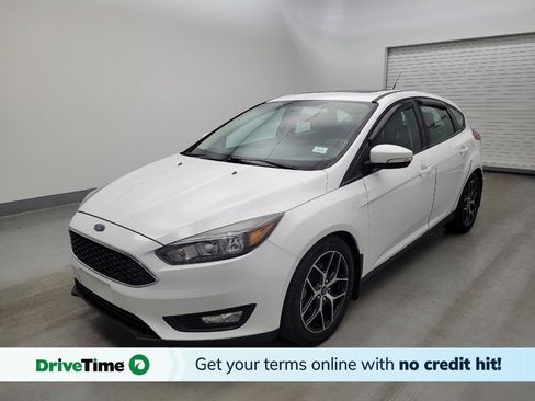 Used 2018 Ford Focus SEL w/ Cold Weather Package FWD image 1