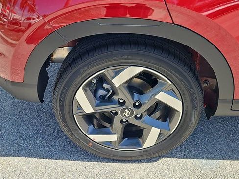 New 2025 Hyundai Venue SEL image 5