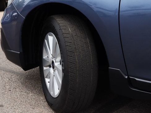 Used 2018 Subaru Outback 2.5i image 5