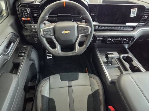 Used 2025 Chevrolet Silverado 1500 LTZ AWD/4WD image 15