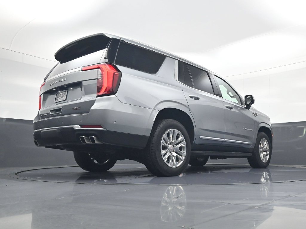 Used 2025 GMC Yukon Denali AWD/4WD image 33