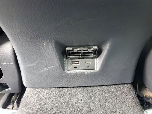 Used 2025 Toyota Camry LE FWD image 12