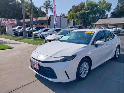 Used 2025 Toyota Camry LE FWD image 1