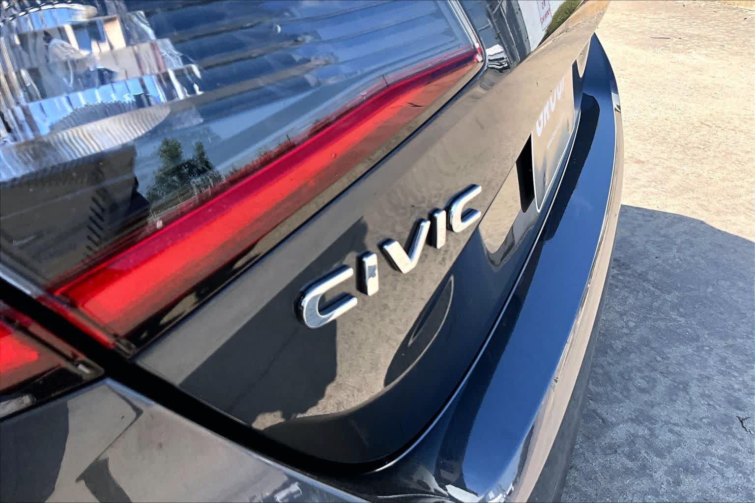Used 2024 Honda Civic LX image 31