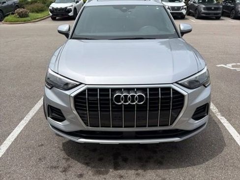 Used 2021 Audi Q3 2.0T Premium w/ Convenience Package AWD/4WD image 1