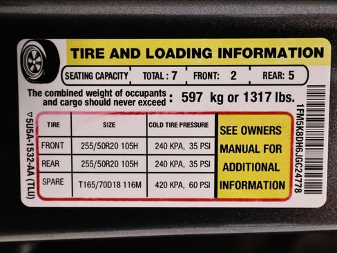 Certified 2018 Ford Explorer XLT w/ Equipment Group 202A AWD/4WD image 46