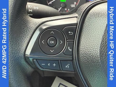 Used 2025 Toyota Corolla Cross AWD Hybrid image 20