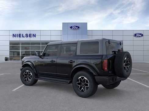New 2026 Ford Bronco Outer Banks image 4