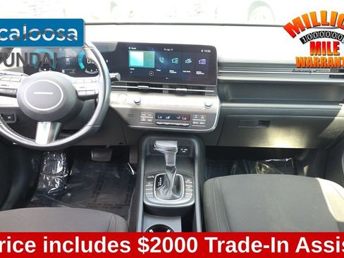 Used 2024 Hyundai Kona SEL image 25