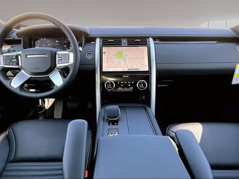 New 2026 Land Rover Discovery S AWD/4WD image 5