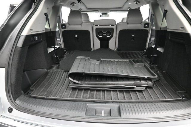 Certified 2024 Acura MDX w/ Technology Package FWD image 19