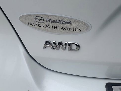 Used 2023 INFINITI QX50 Sensory w/ Accent Package image 9