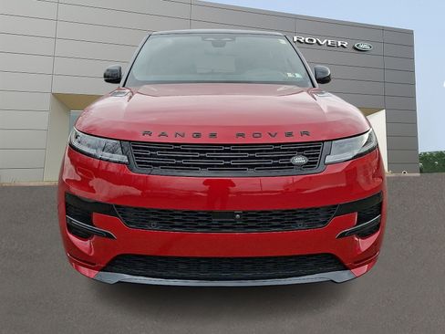 Used 2025 Land Rover Range Rover Sport Dynamic SE image 8