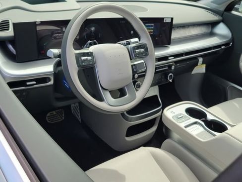 New 2026 Hyundai Ioniq 9 Calligraphy image 3