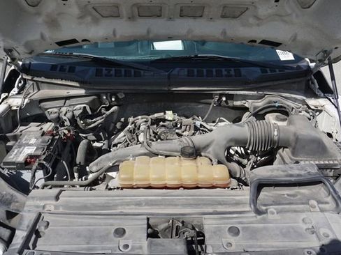 Used 2019 Ford F150 XL w/ Equipment Group 101A Mid AWD/4WD image 13